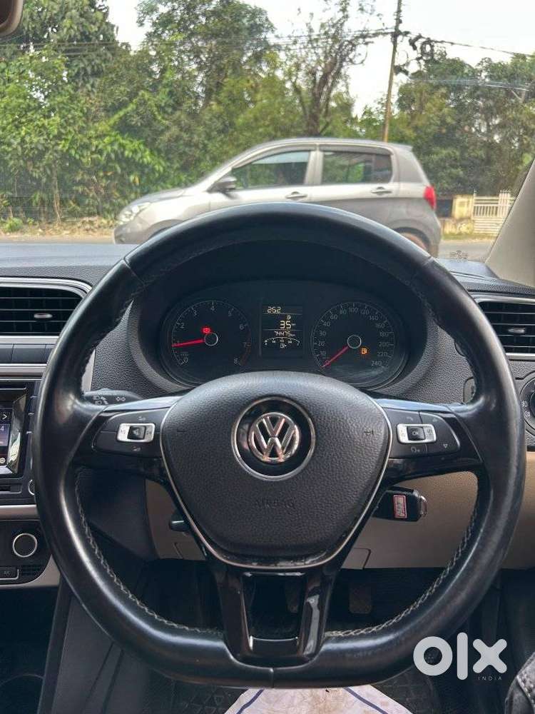 Volkswagen Polo 2009-2013 Petrol Highline 1.2l, 2016, Petrol