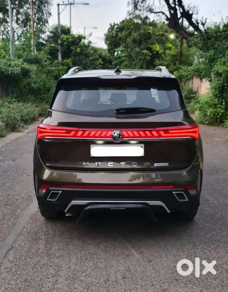 Mg Hector Plus 2023 Diesel Less Driven Topend Model