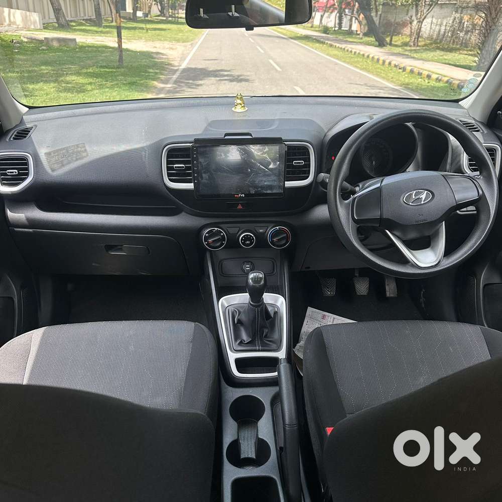 Hyundai Venue 1.2 S Plus, 2020, Petrol