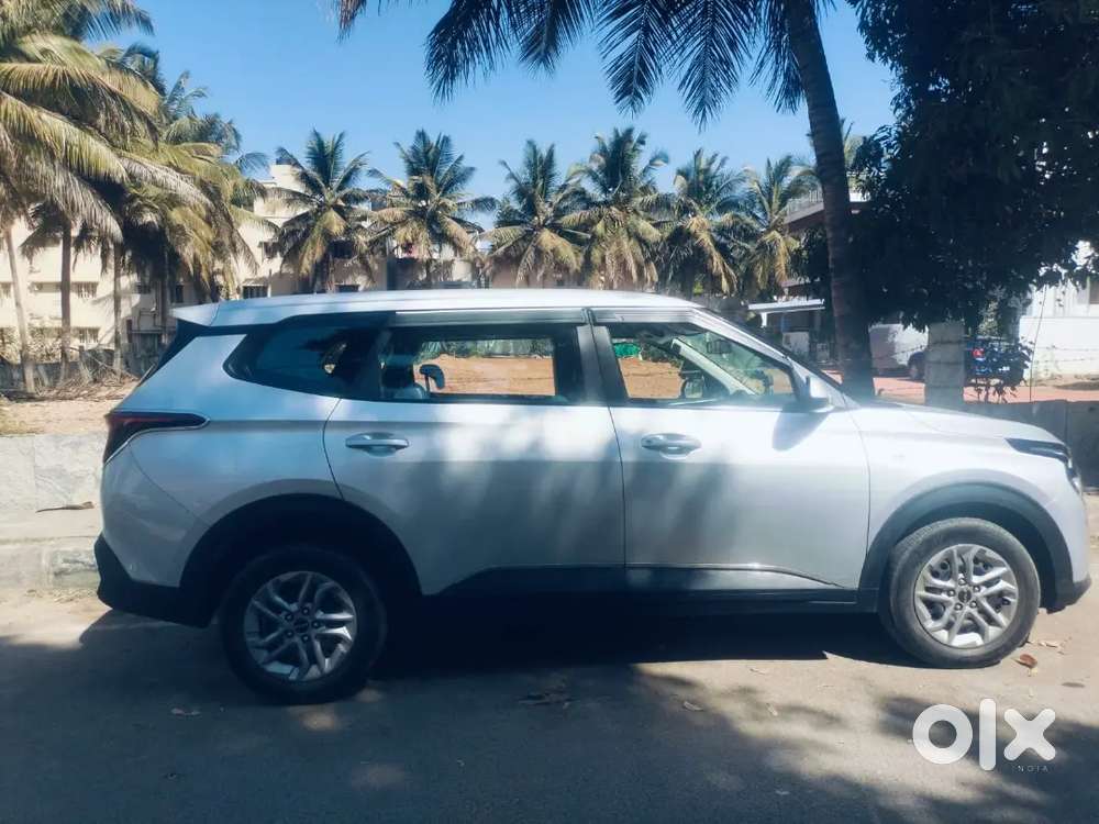 Kia Carens 1.4 Premium 2023