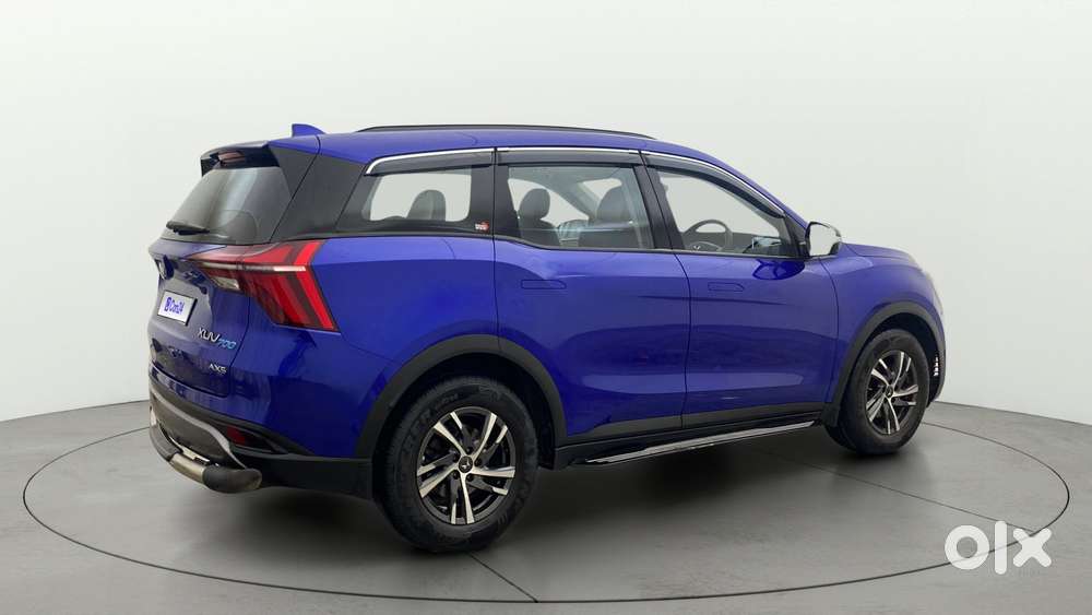 Mahindra Xuv700 2.0 Ax 5 Petrol Mt Str, 2022, Petrol
