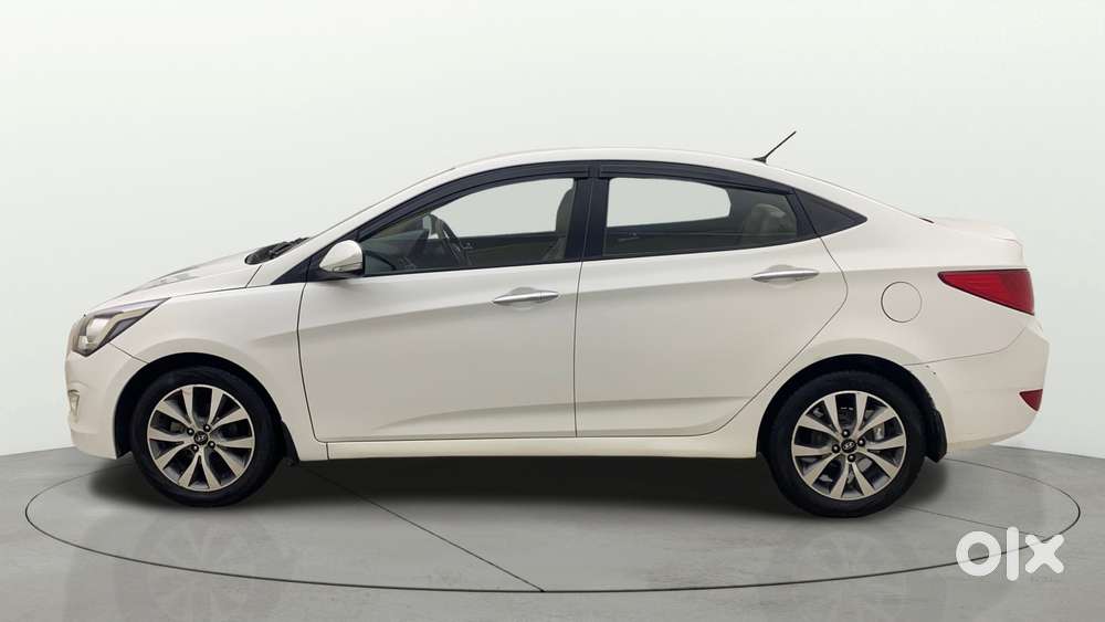 Hyundai Verna [2015-2018] Fluidic 4s 1.6 Vtvt Sx, 2015, Petrol
