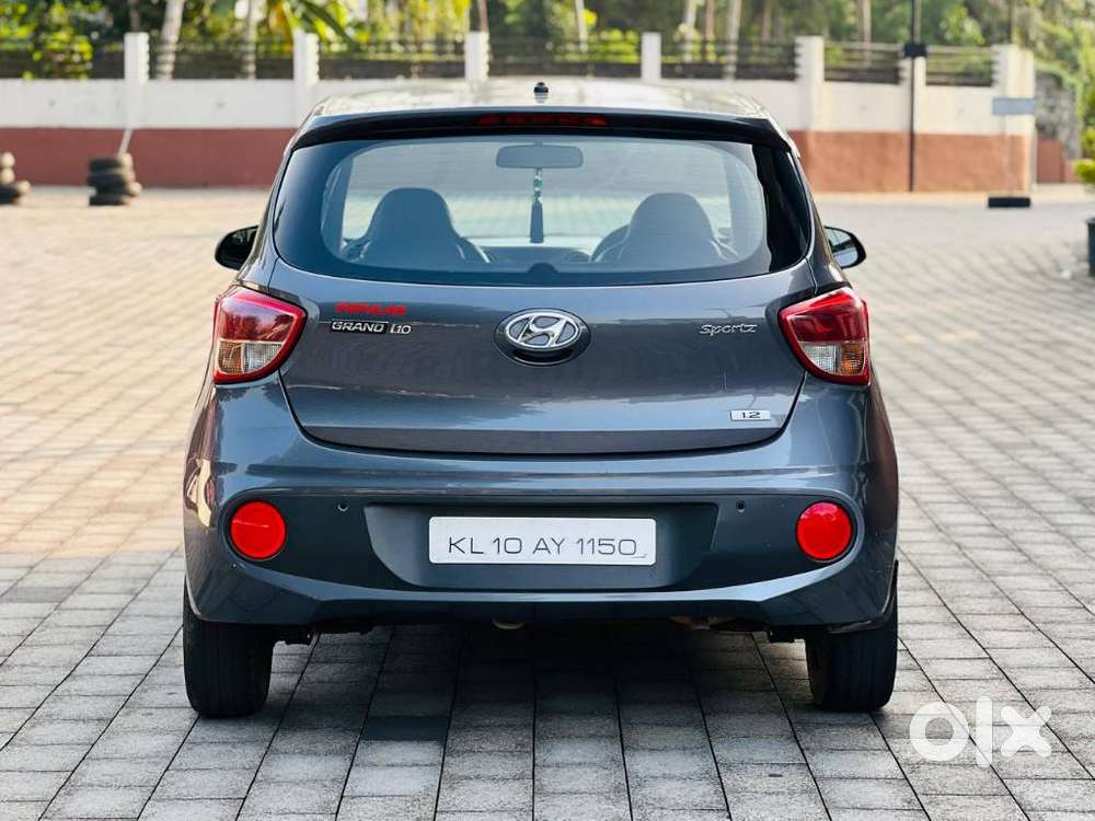 Hyundai I10 Sportz, 2017, Petrol