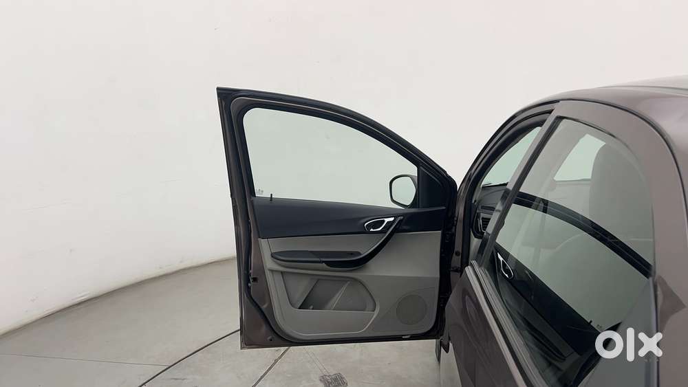 Tata Tiago Xz, 2019, Petrol