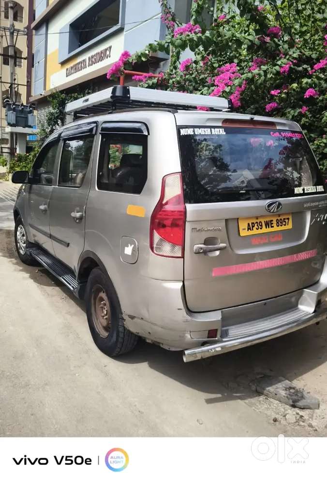 Mahindra Xylo 2015