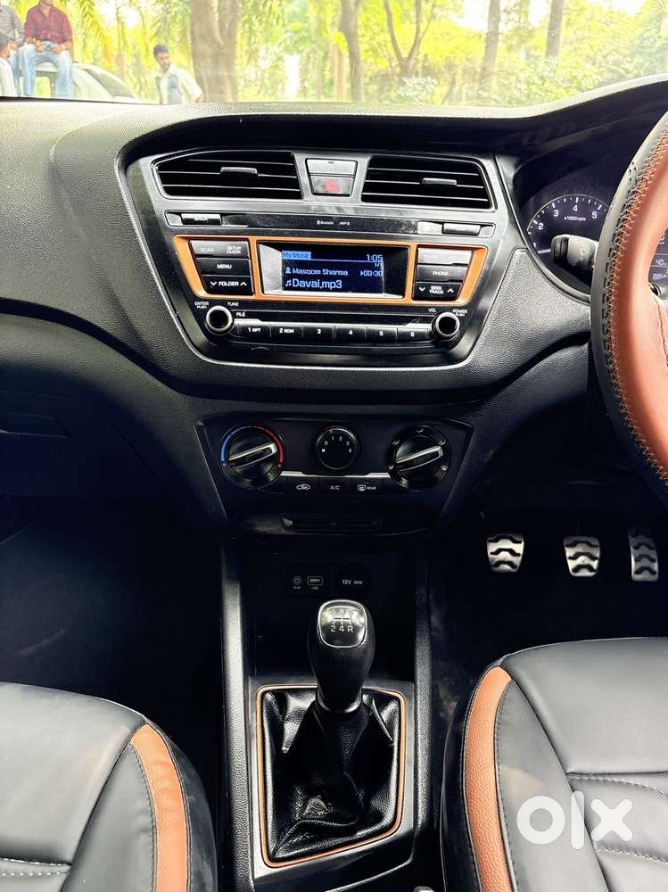 Hyundai I20 Active Sx Petrol, 2016, Petrol