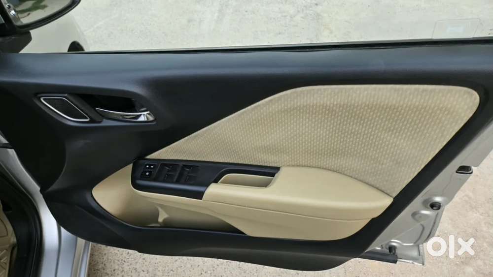 Honda City I-vtec Cvt V, 2017, Petrol