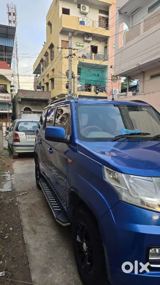 Mahindra Tuv 300 2015