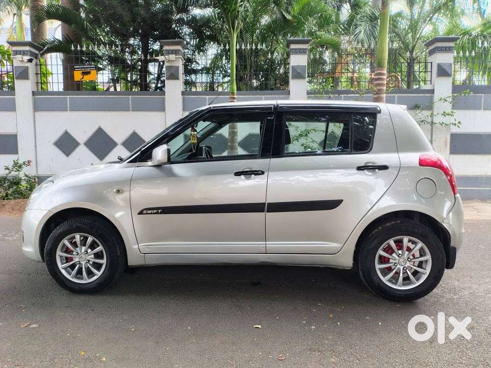 Maruti Suzuki Swift Vxi + Manual, 2008, Petrol