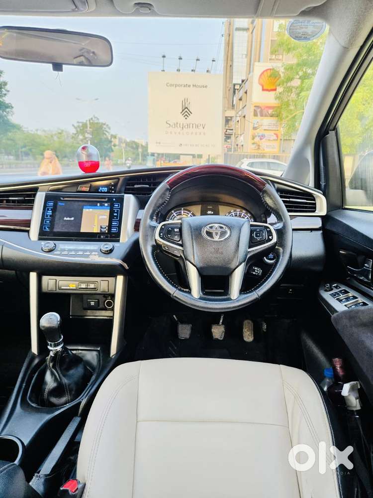 Toyota Innova Crysta 2.4 V 7 Str, 2019, Diesel