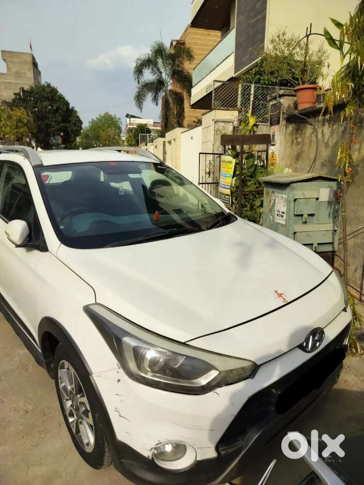 Hyundai I20 Active 2015 Diesel 110000 Km Driven