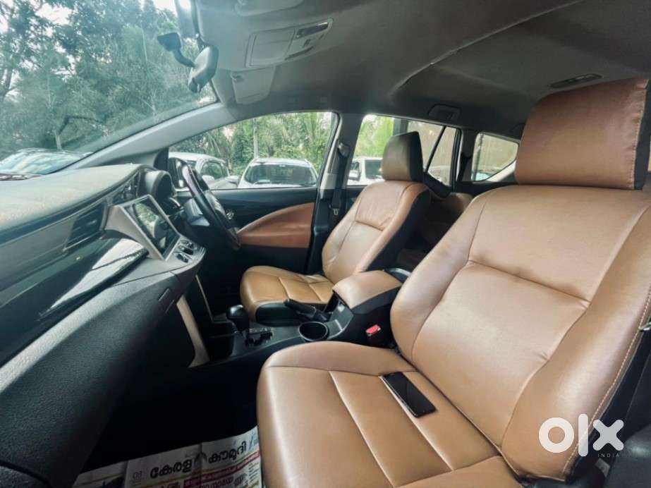 Toyota Innova Crysta 2.8 Gx At 7 Str, 2016, Diesel