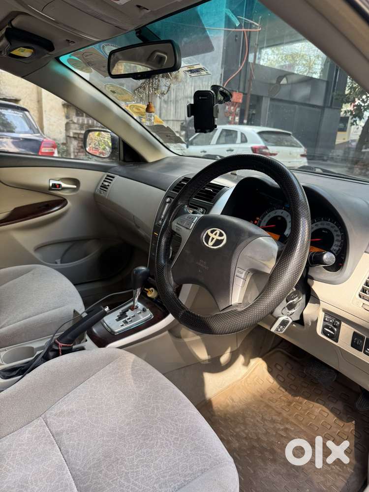 Toyota Corolla Altis