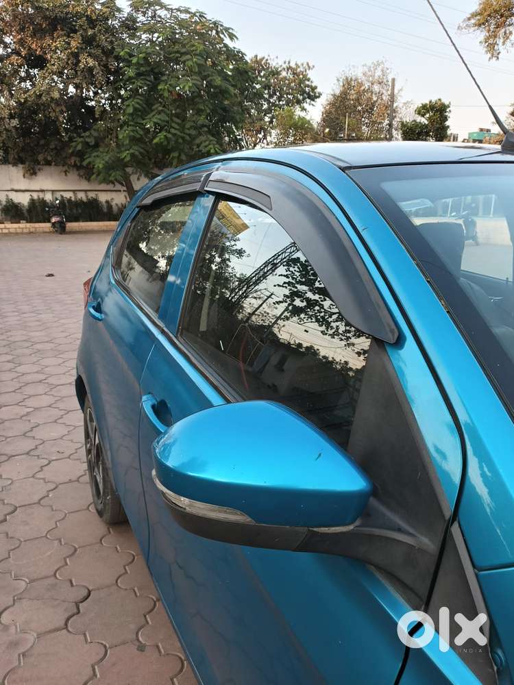 Tata Tiago 1.05 Revotorq Xz Plus Dualtone, 2019, Petrol