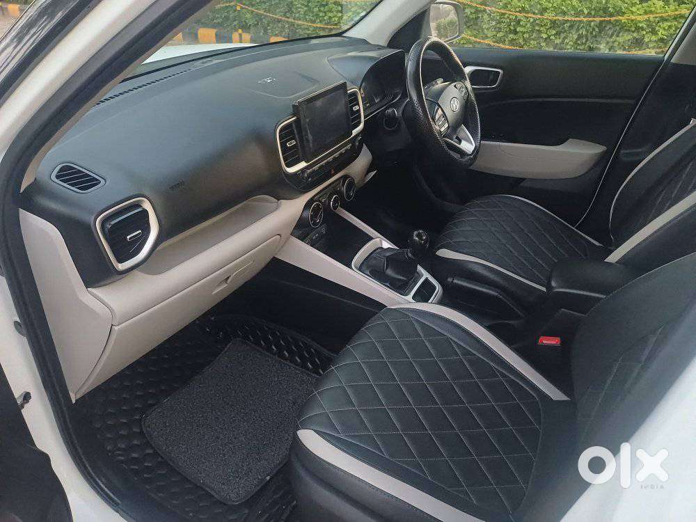 Hyundai Venue S 1.2 Petrol, 2024, Petrol