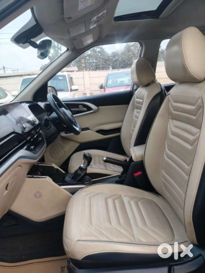 Kia Carens 1.5 Luxury Plus Diesel 7str Imt, 2023, Diesel