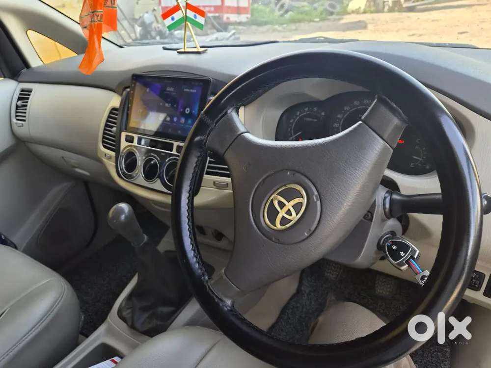 Toyota Innova Diesel 2011