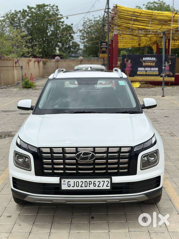 Hyundai Venue Sx Dual Tone Diesel, 2023, Diesel