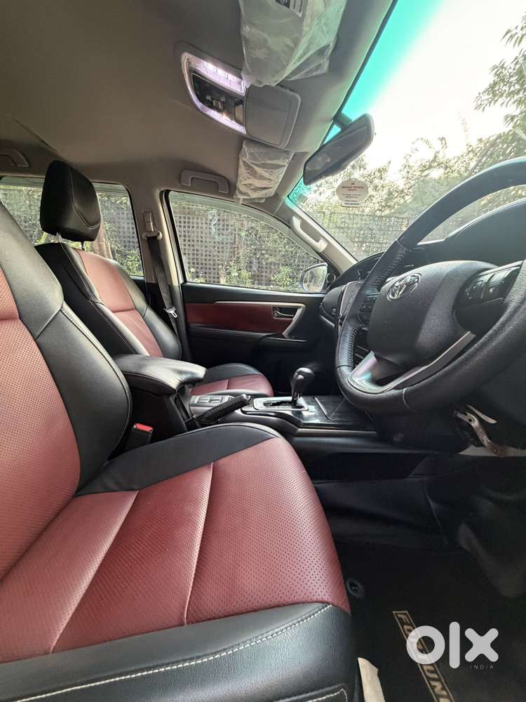 Toyota Fortuner Leader Edition (at), 2024, Diesel