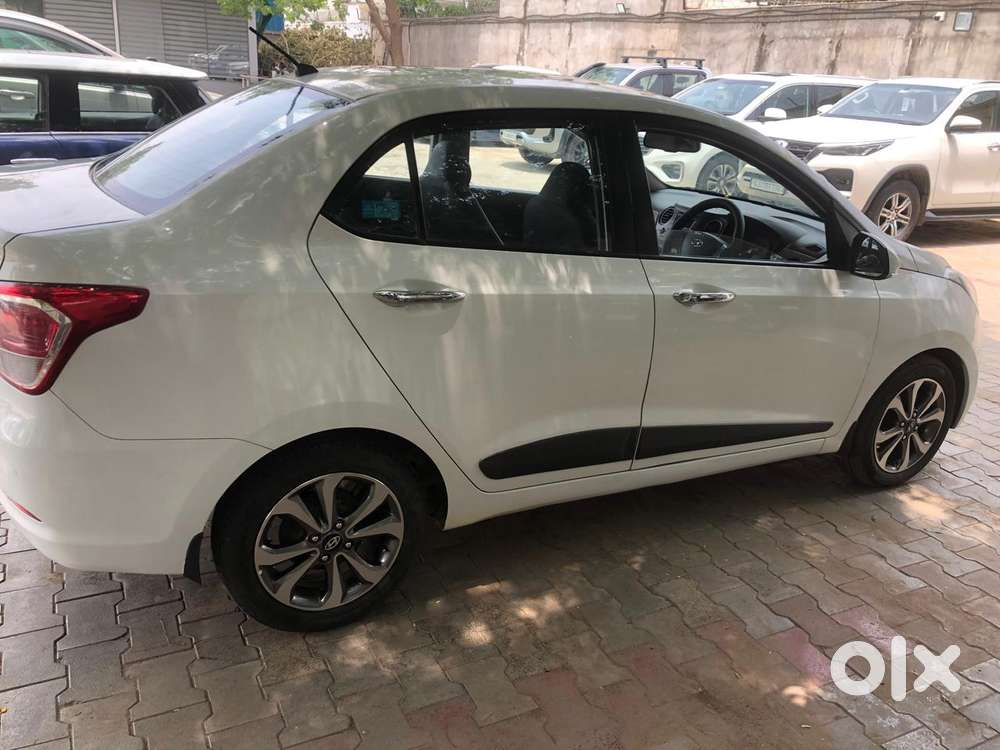Hyundai Xcent, 2016, Petrol