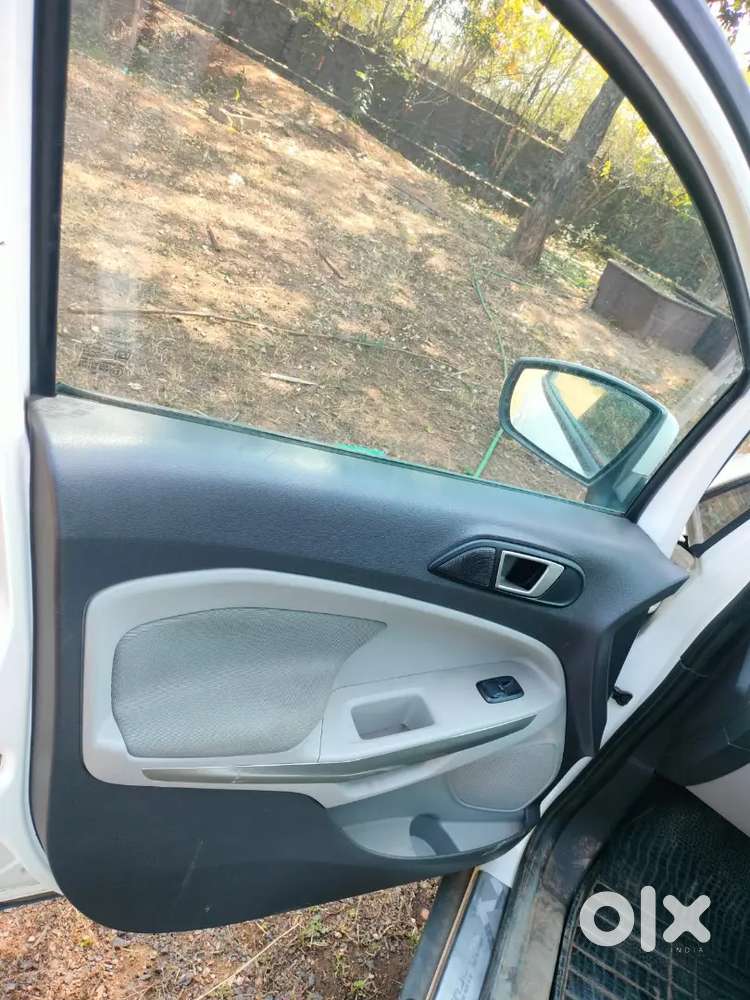 Ford Ecosport 2015 Diesel 105000 Km Driven
