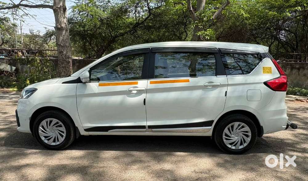 Maruti Suzuki Ertiga 1.5 Vxi, 2025, Cng & Hybrids