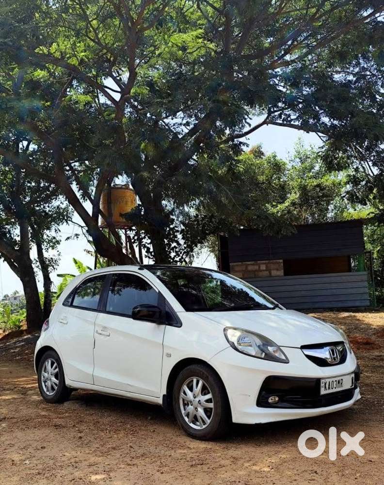Honda Brio 2013 Year