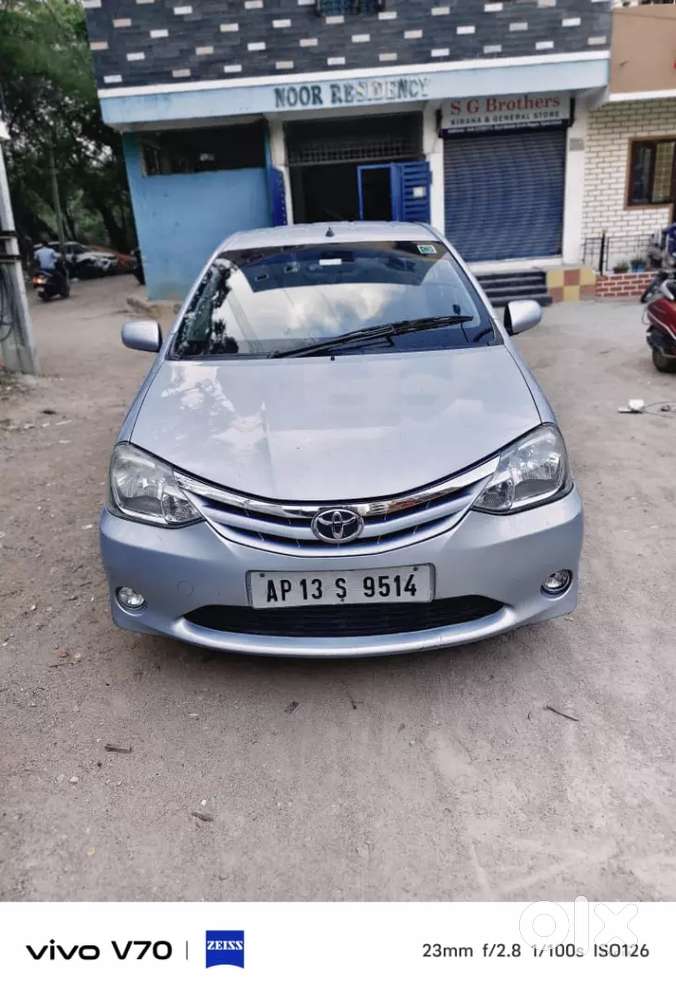 Toyota Etios 2011 Petrol Well Maintained