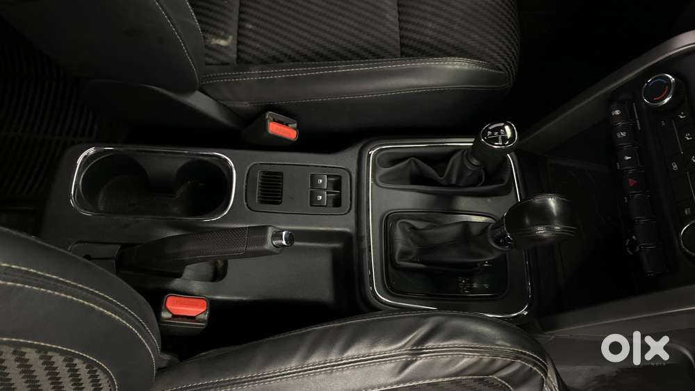 Mahindra Thar Lx 4-str Hard Top At, 2021, Petrol