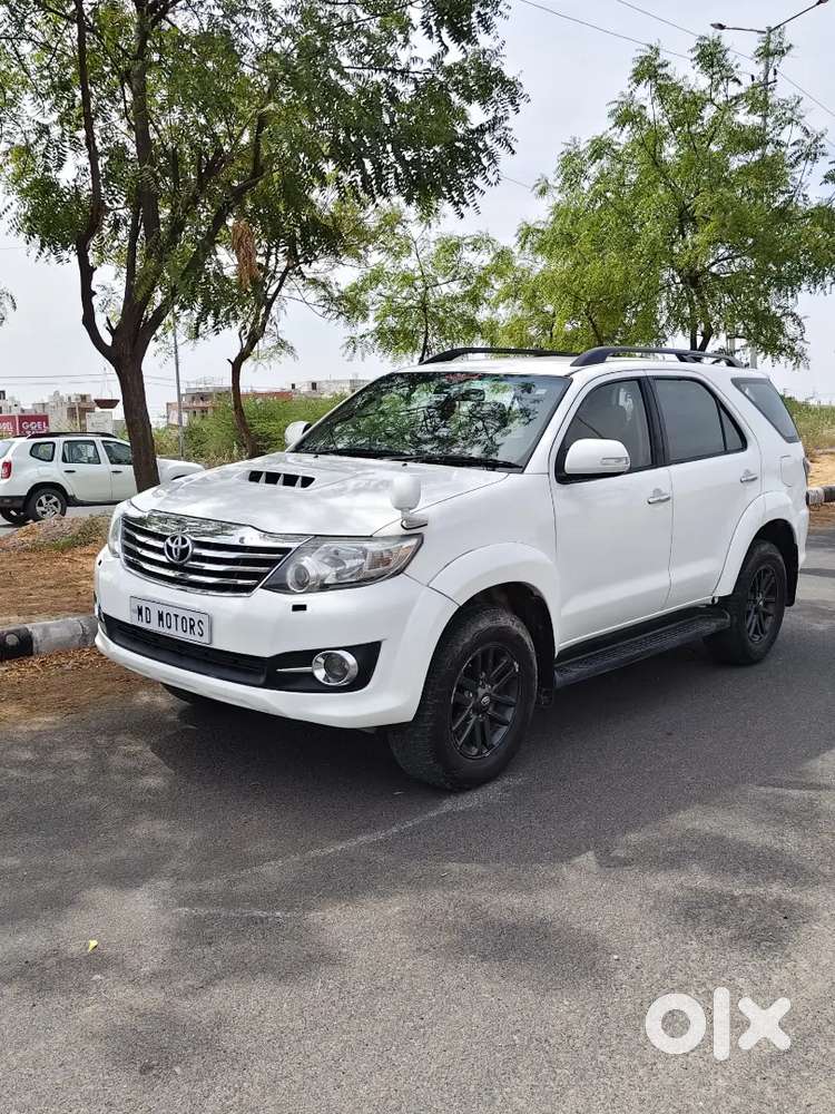 Toyota Fortuner 2015 Diesel 172000 Km Driven