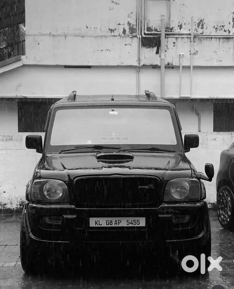 Mahindra Scorpio Classic 2009 Diesel 200000 Km Driven