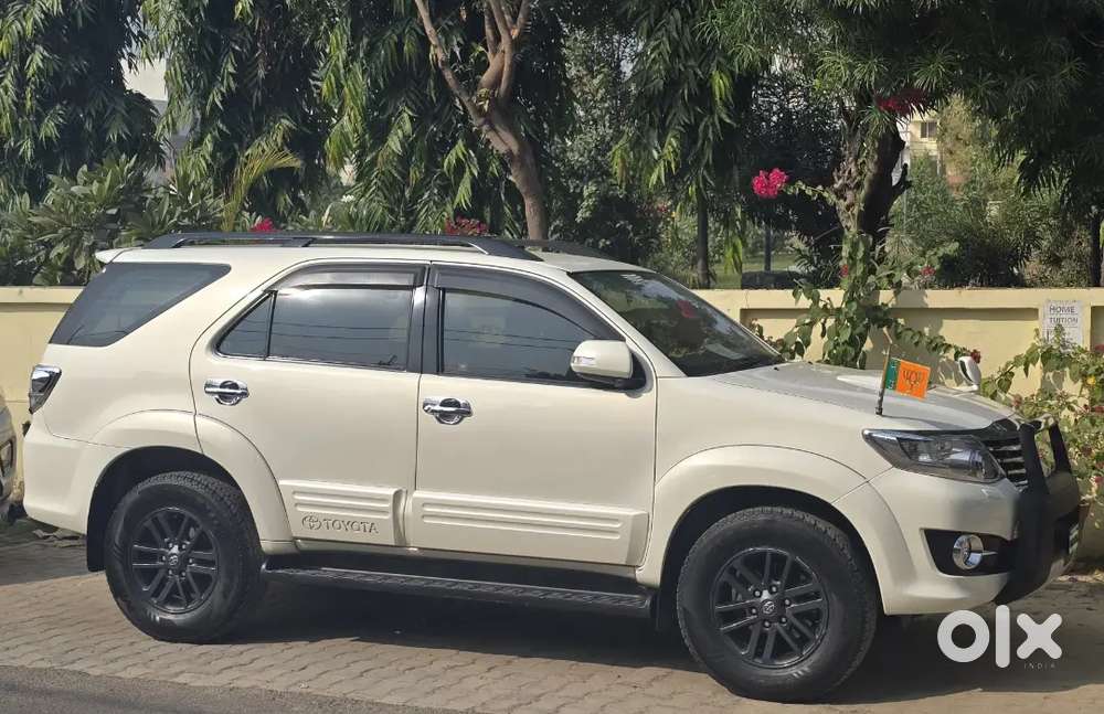 Fortuner Showroom Condition 3.0 Automatically 4*4