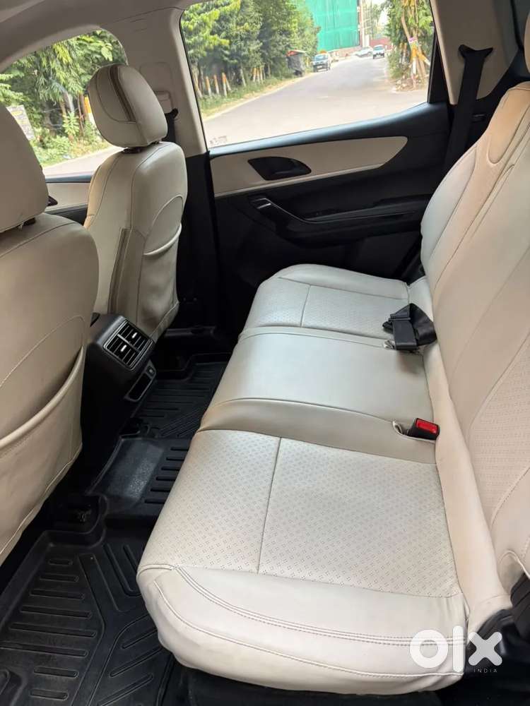 Mahindra Xuv700 2.2 Ax 5 Diesel Mt 7 Str, 2022, Diesel
