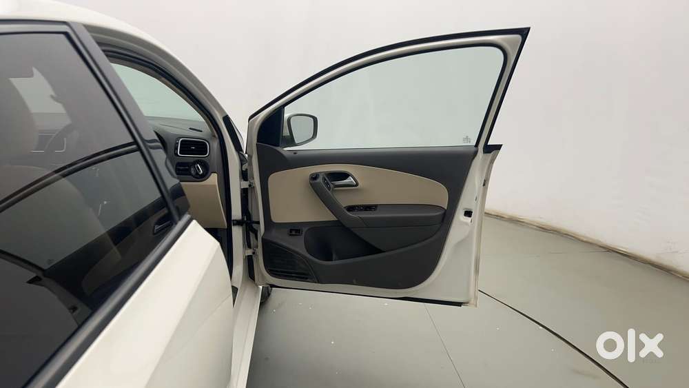 Volkswagen Vento Petrol Highline, 2013, Petrol