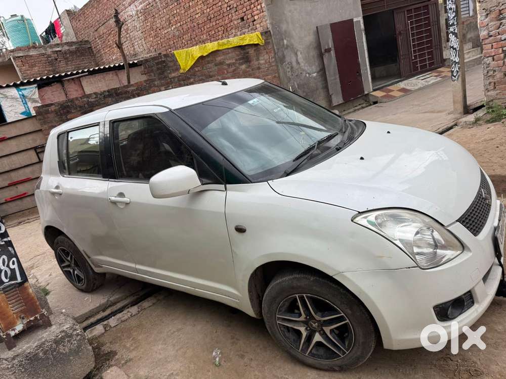 Swift Maruti Petrol 2008 Manual Year