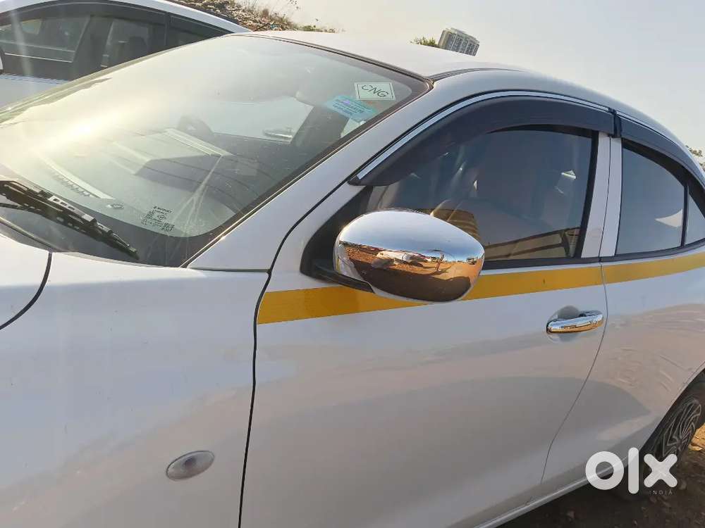 Maruti Suzuki Dzire 2023 Cng & Hybrids 140000 Km Driven