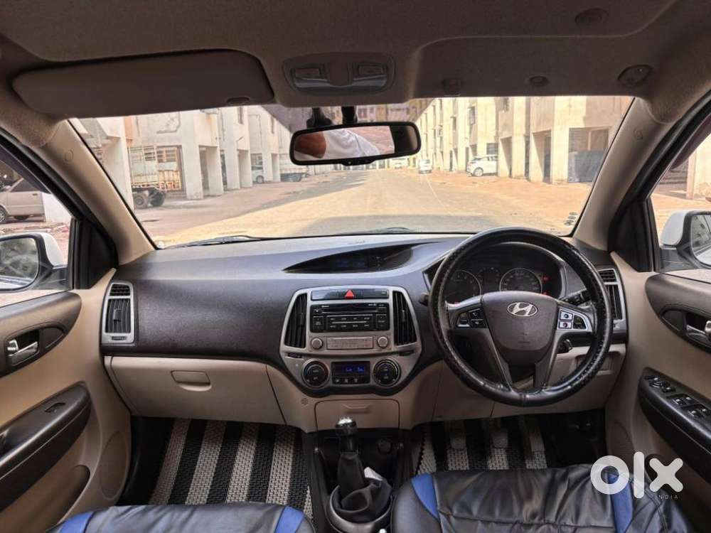 Hyundai I20 Sportz 1.2 Bs-iv, 2014, Petrol