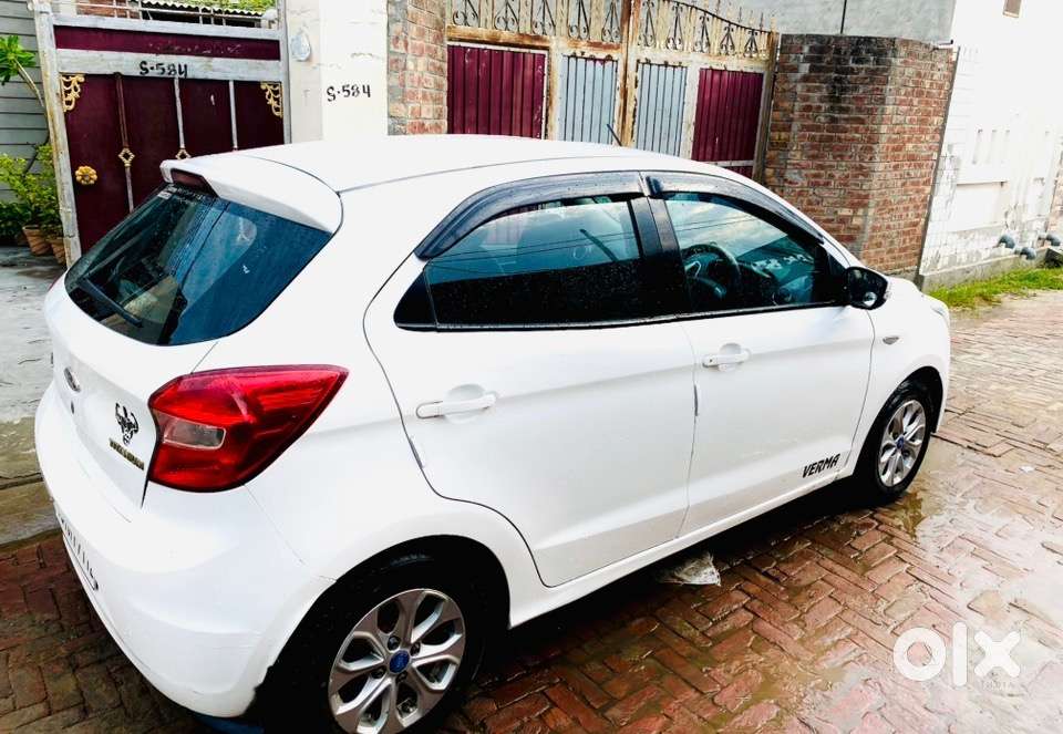 Ford Aspire Titanium 2016