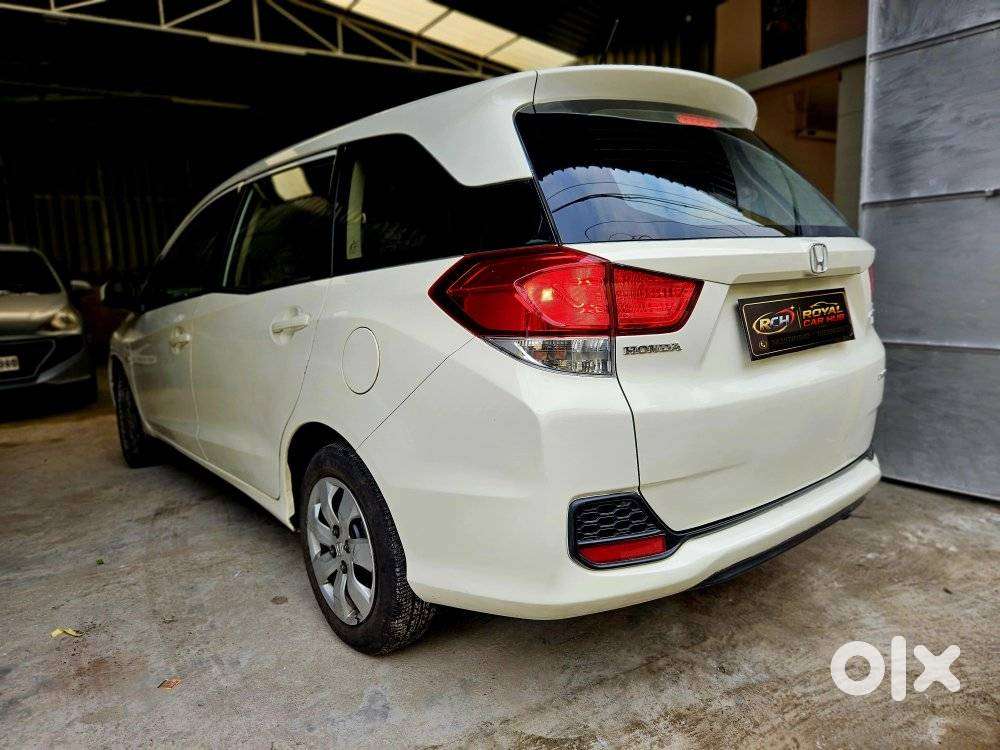 Honda Mobilio 1.5 S I-dtec Mt, 2016, Petrol