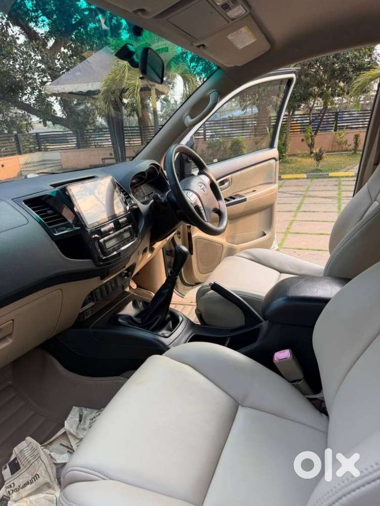 Toyota Fortuner 2011-2016 4x2 Manual, 2014, Diesel