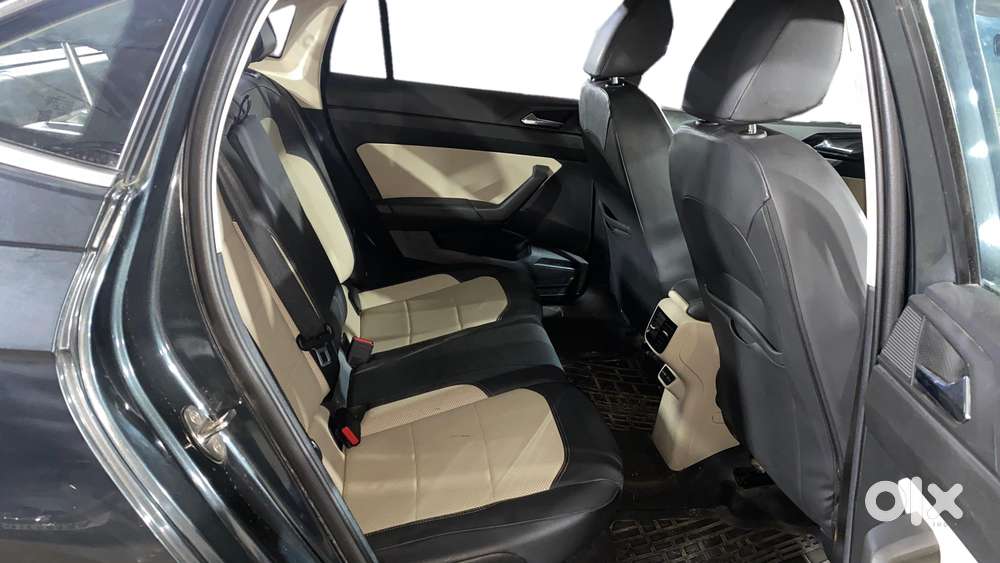 Skoda Slavia 1.5 Tsi Style, 2023, Petrol