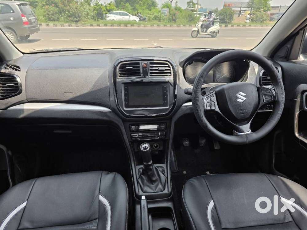 Maruti Suzuki Brezza 1.5 Zxi Plus Smart Hybrid, 2021, Petrol