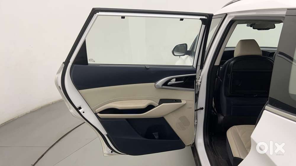 Kia Carens 1.5 Luxury Plus Diesel At 7 Str, 2022, Diesel