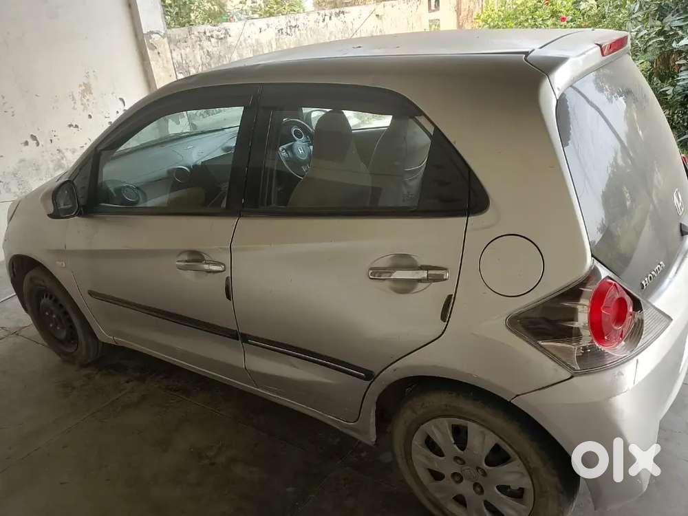 Honda Brio Mt 2014