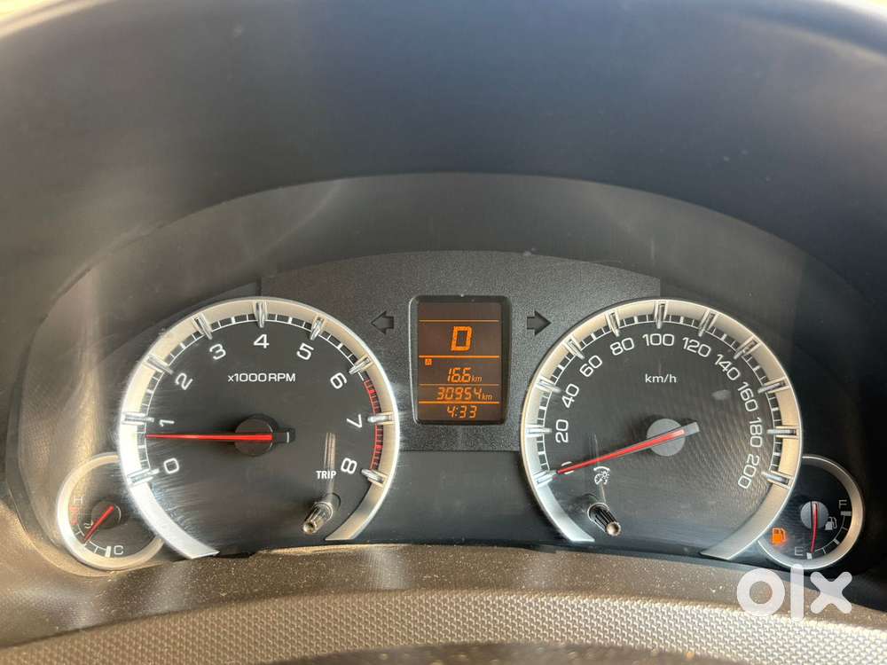 Maruti Suzuki Dzire 1.2 Vxi Amt, 2015, Petrol