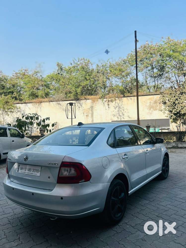 Skoda Rapid 2013-2016 1.5 Tdi At Ambition With Alloy Wheel, 2015, Di..