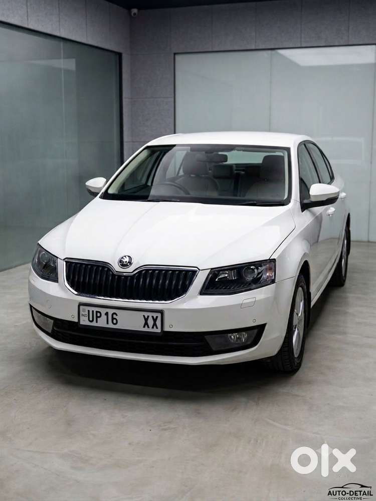Skoda Octavia Petrol 2017 Automatic White