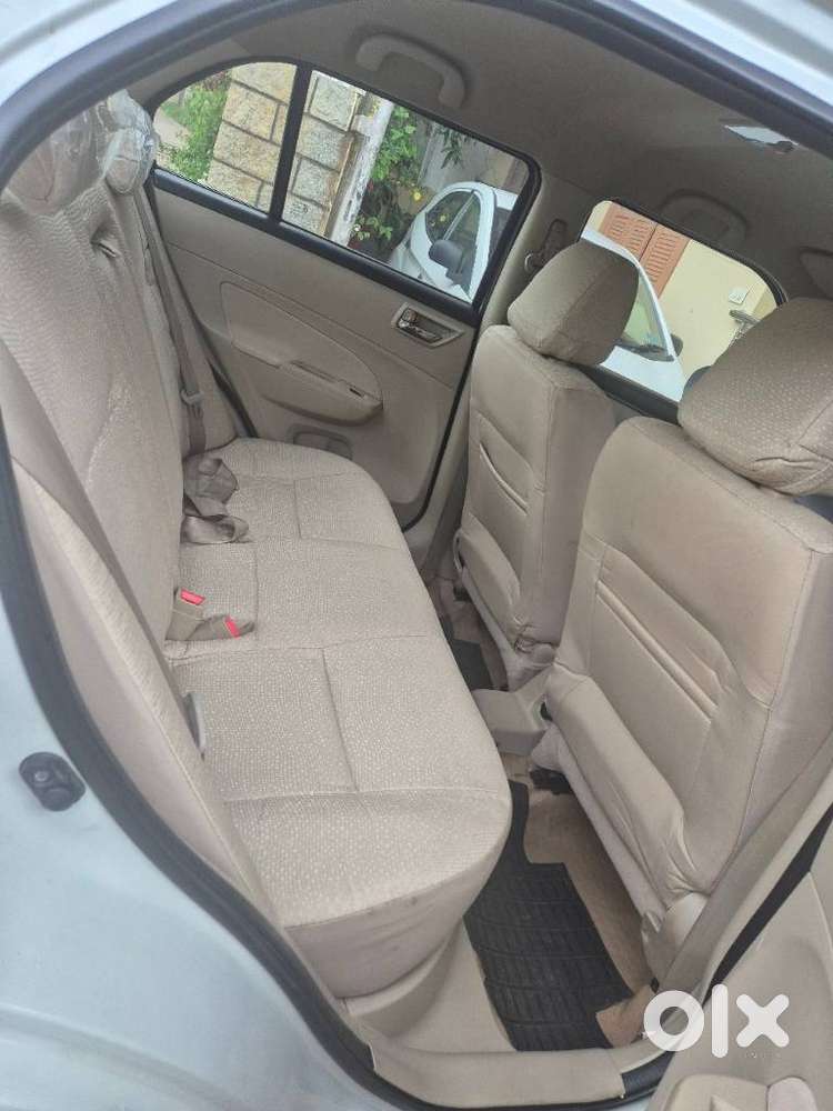 Maruti Suzuki Swift Dzire Amt Zdi, 2016, Diesel