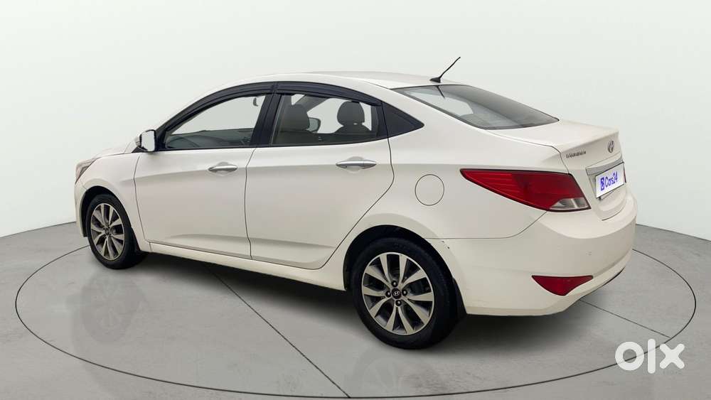 Hyundai Verna [ ] Fluidic 4s 1.6 Vtvt Sx, 2015, Petrol