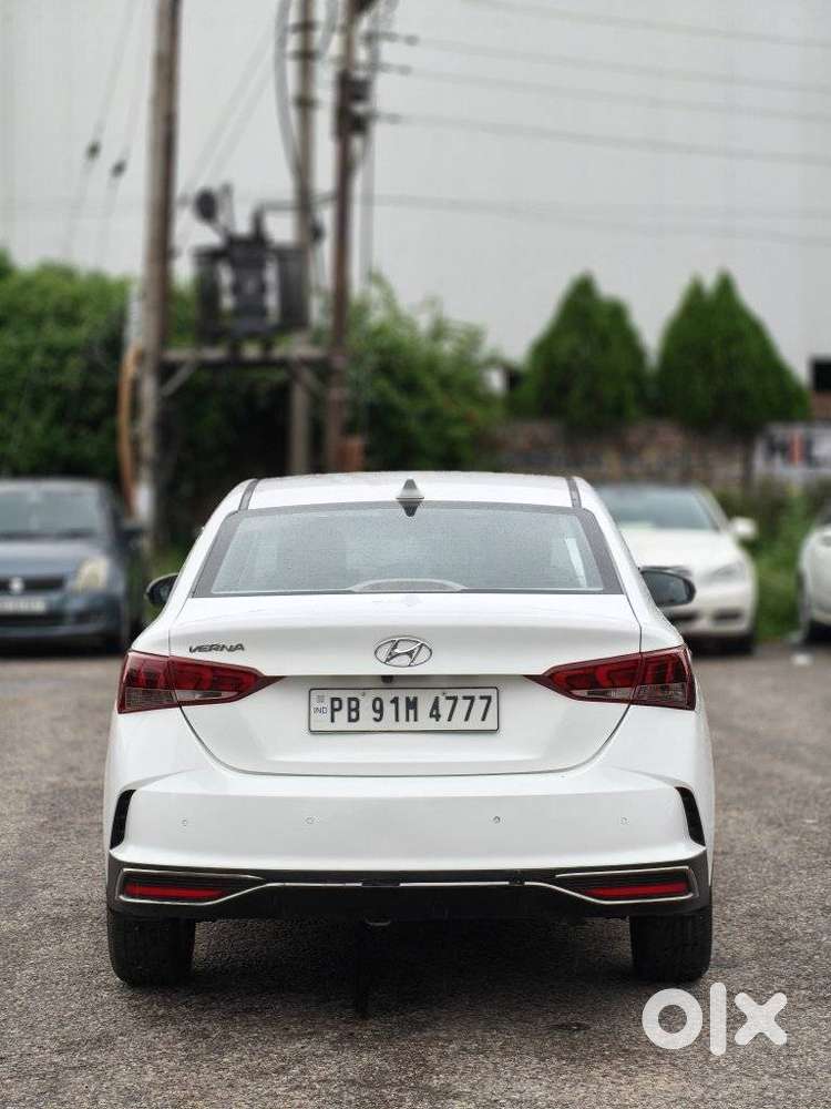 Hyundai Verna Sx 1.5 Petrol Ivt, 2021, Petrol